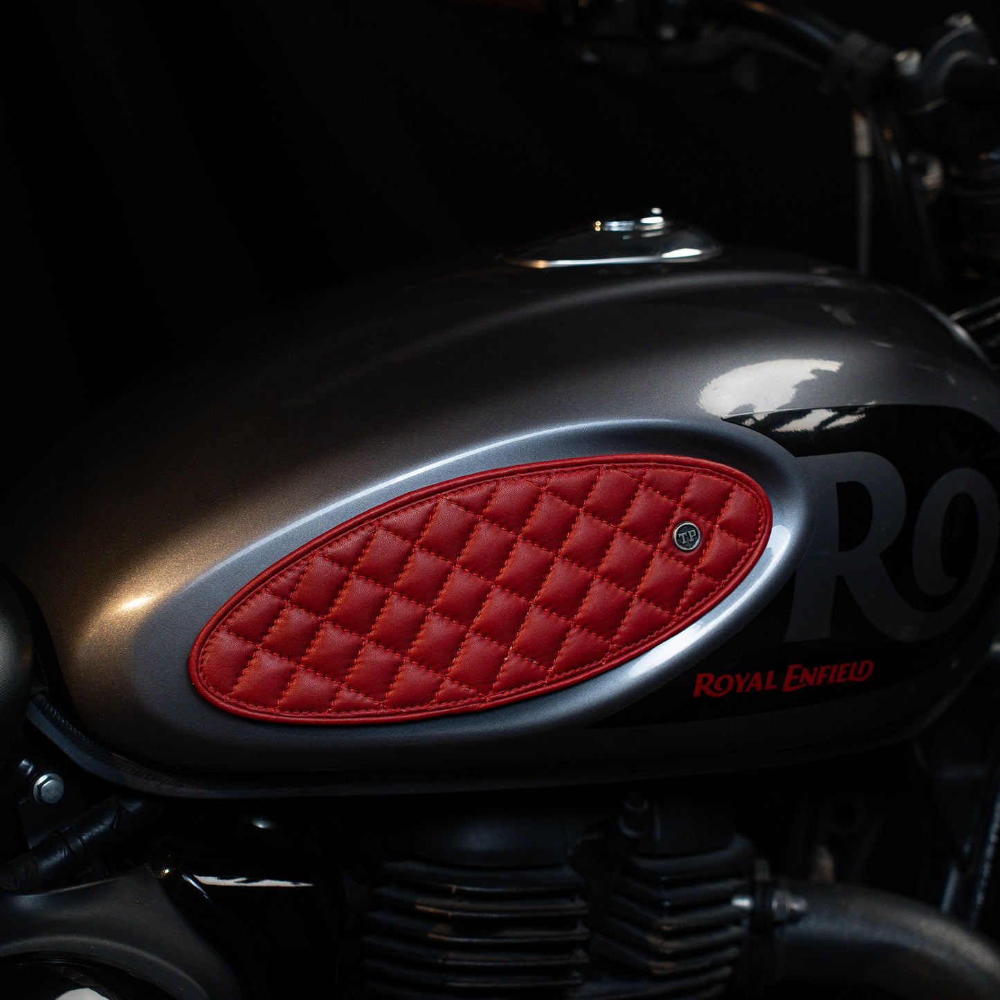 Raised Diamond Tankpad (Hunter 350)