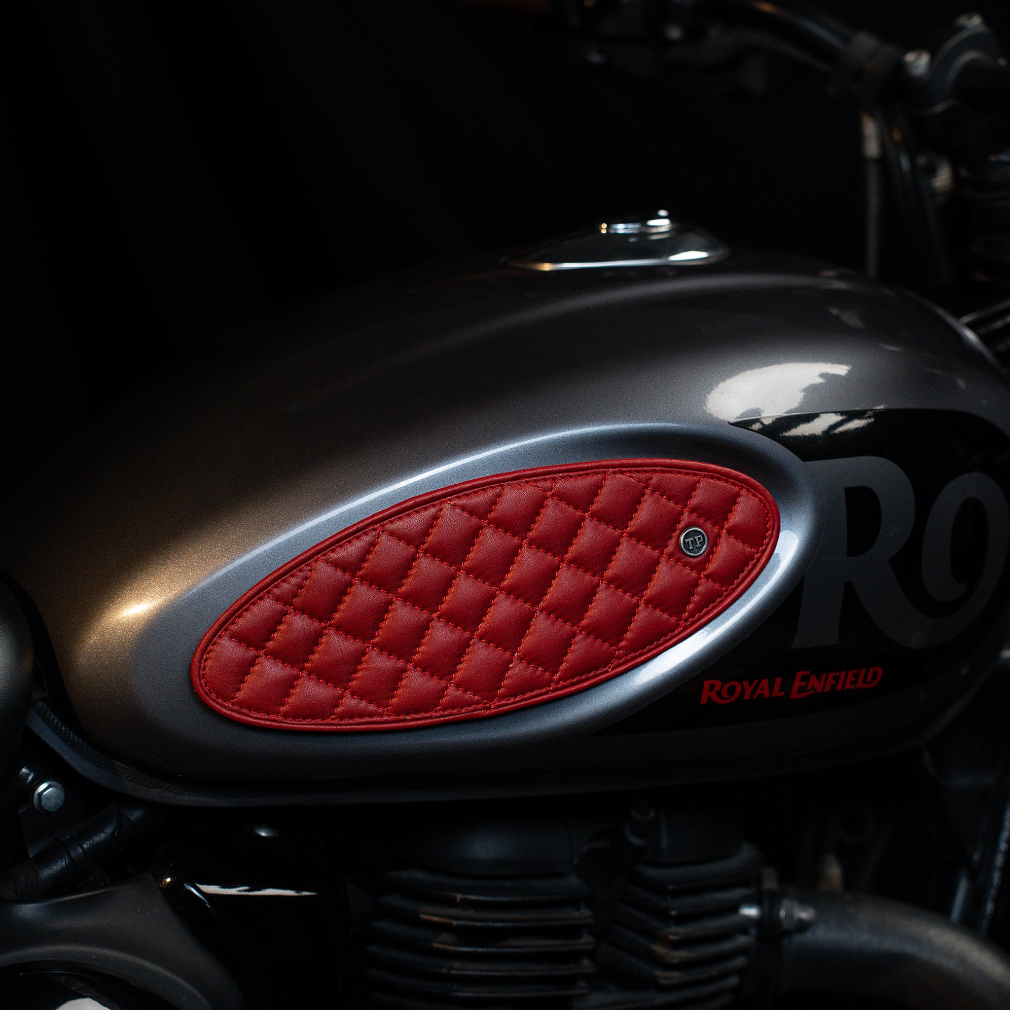 Raised Diamond Tankpad (Hunter 350)