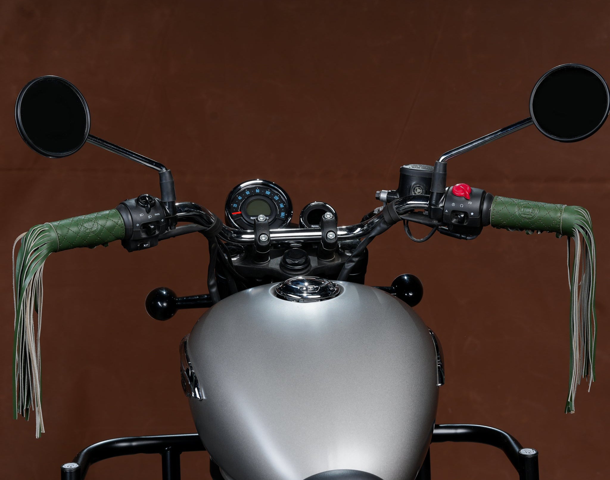 Tasselled Grip Covers (Short)