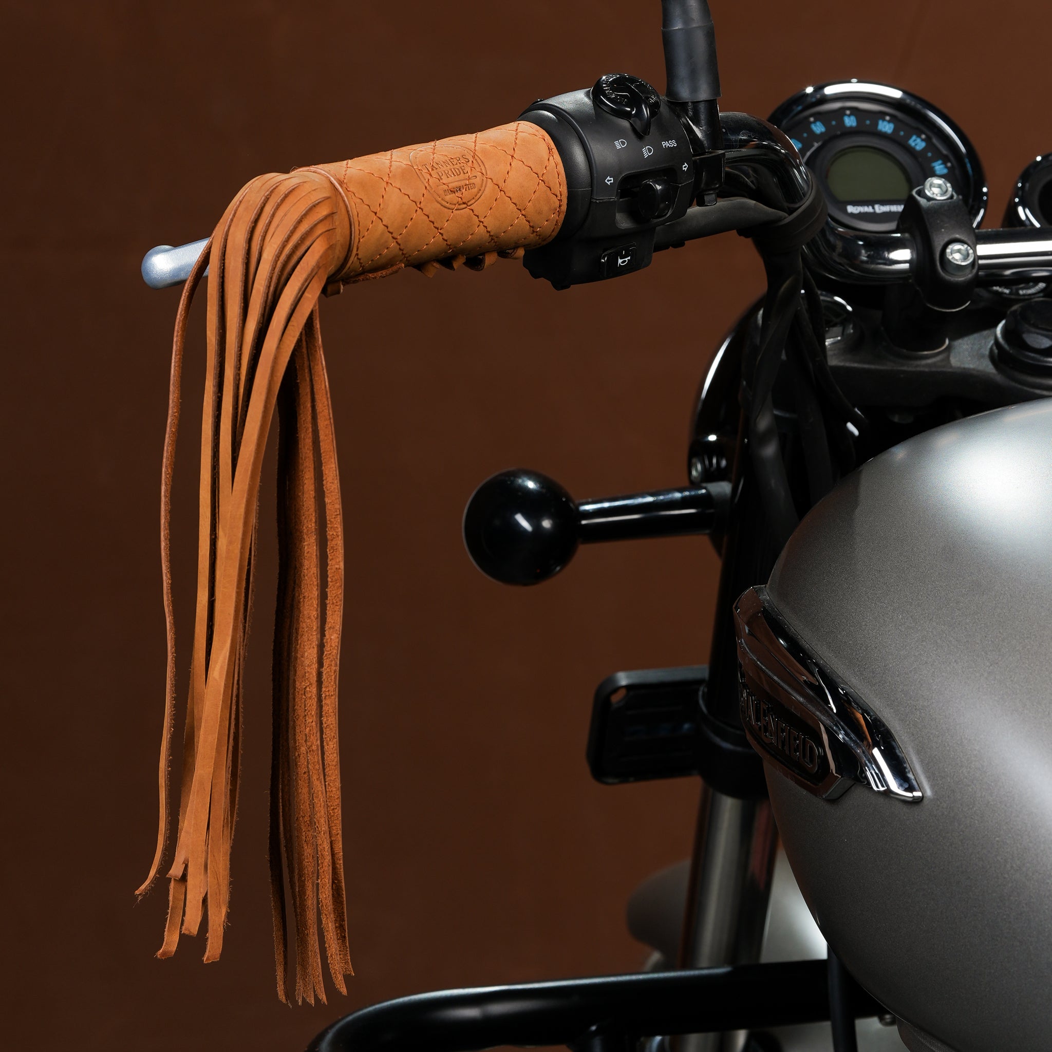 Tasselled Grip Covers (Short)
