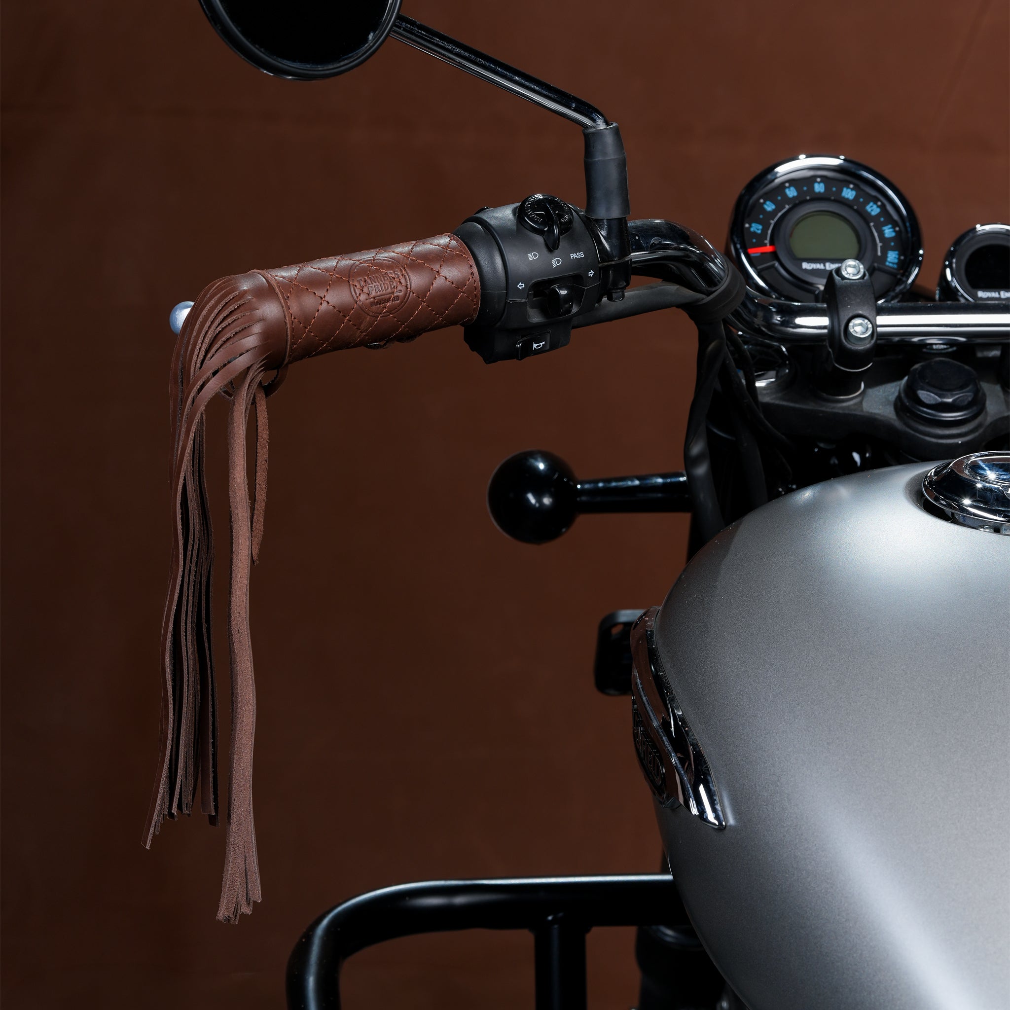 Tasselled Grip Covers (Short)