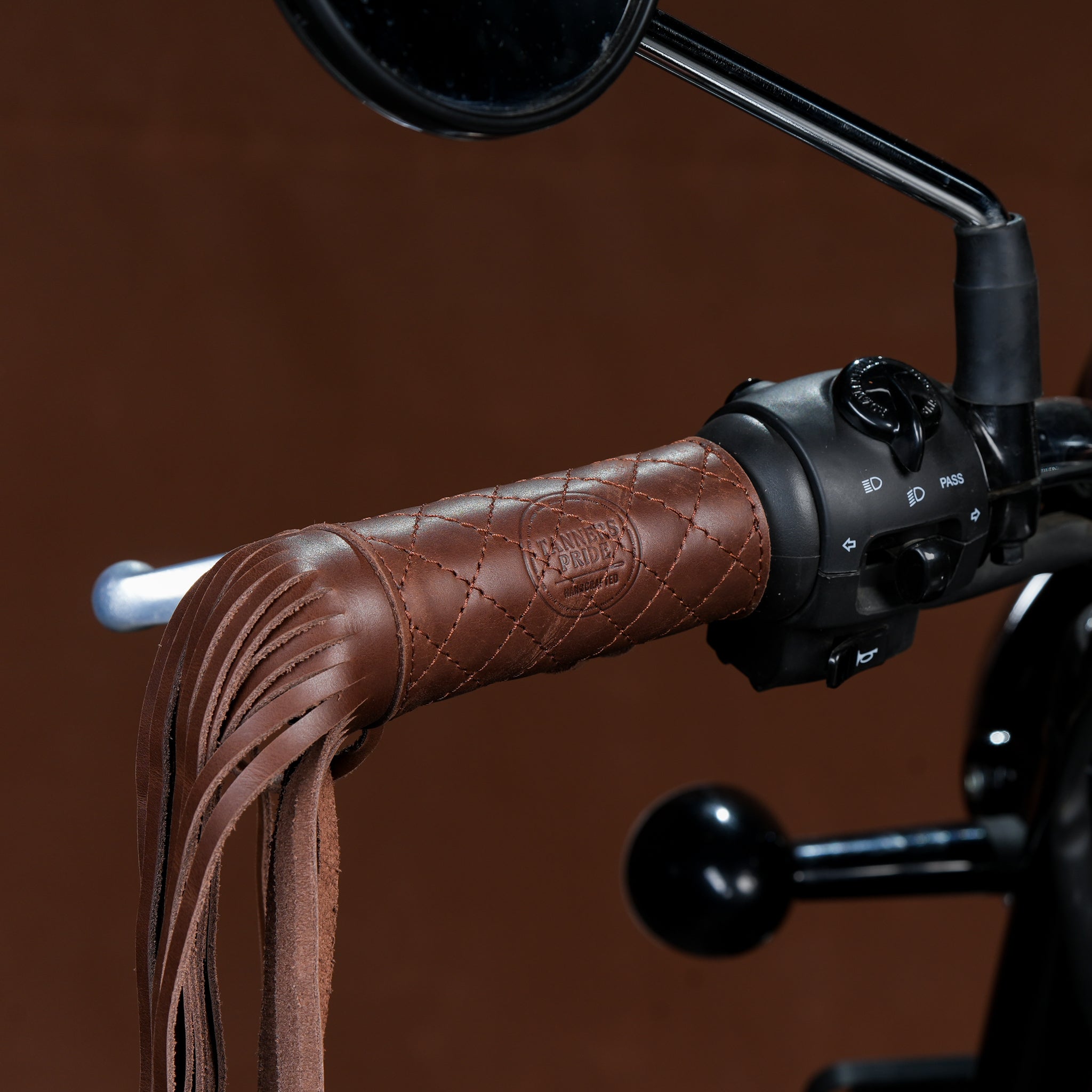 Tasselled Grip Covers (Short)
