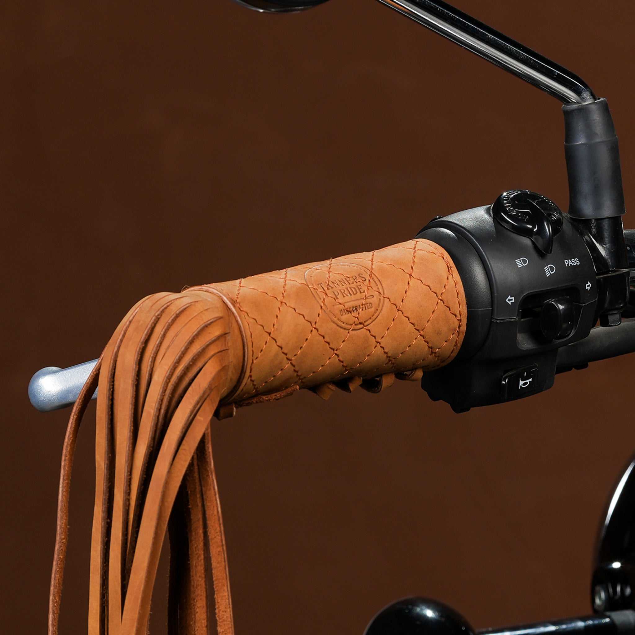 Tasselled Grip Covers (Short)