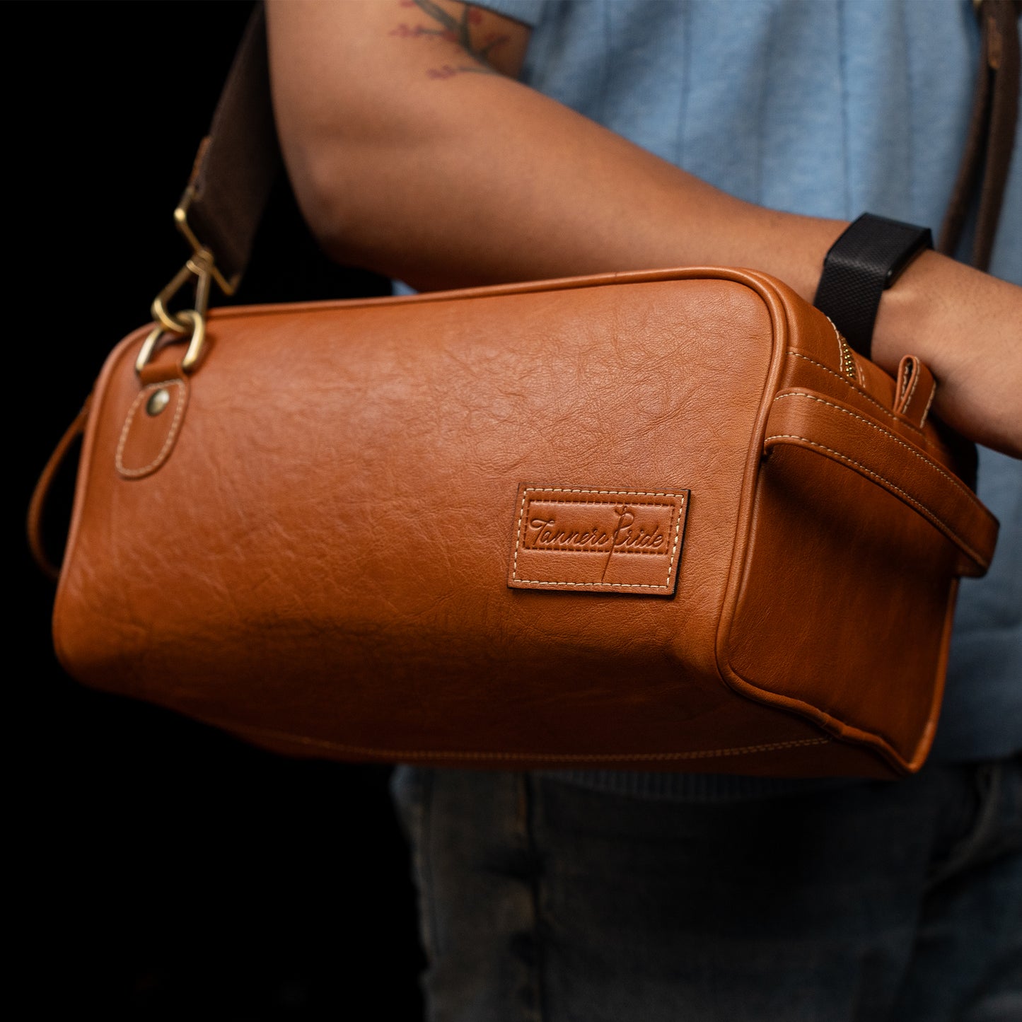Magnetic Goliath Tank Bag