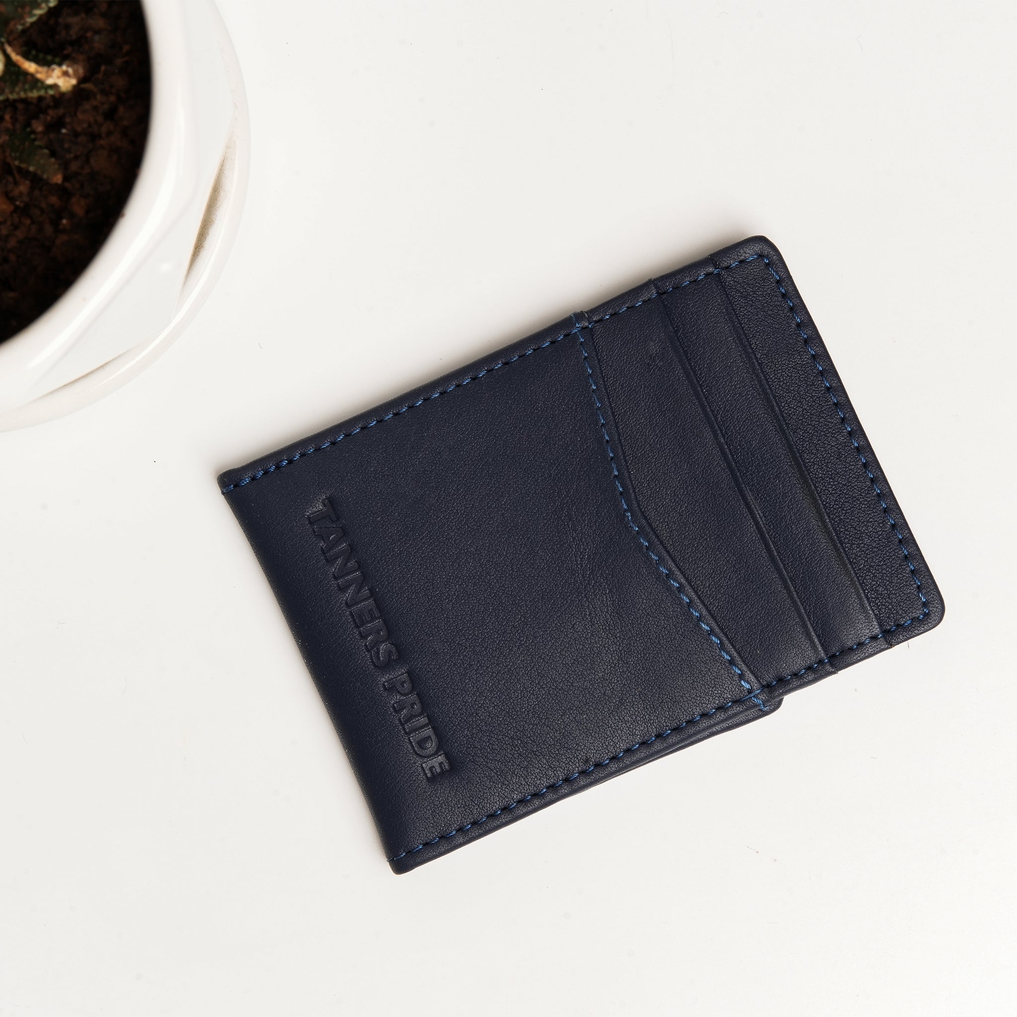 Doug Magnetic Card Case