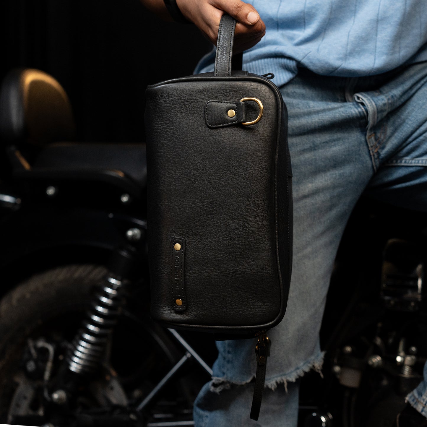 Magnetic Goliath Tank Bag