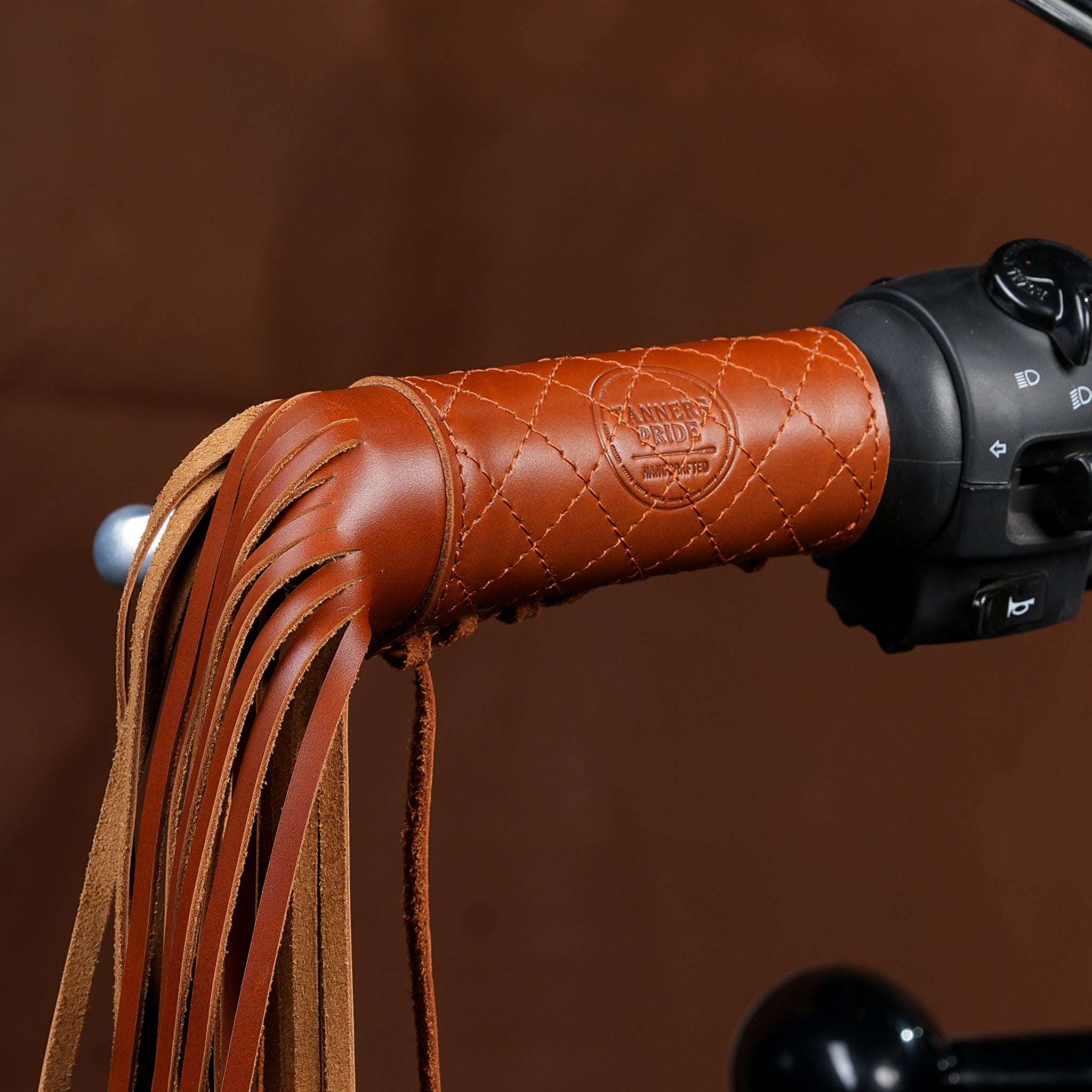 Tasselled Grip Covers (Short)