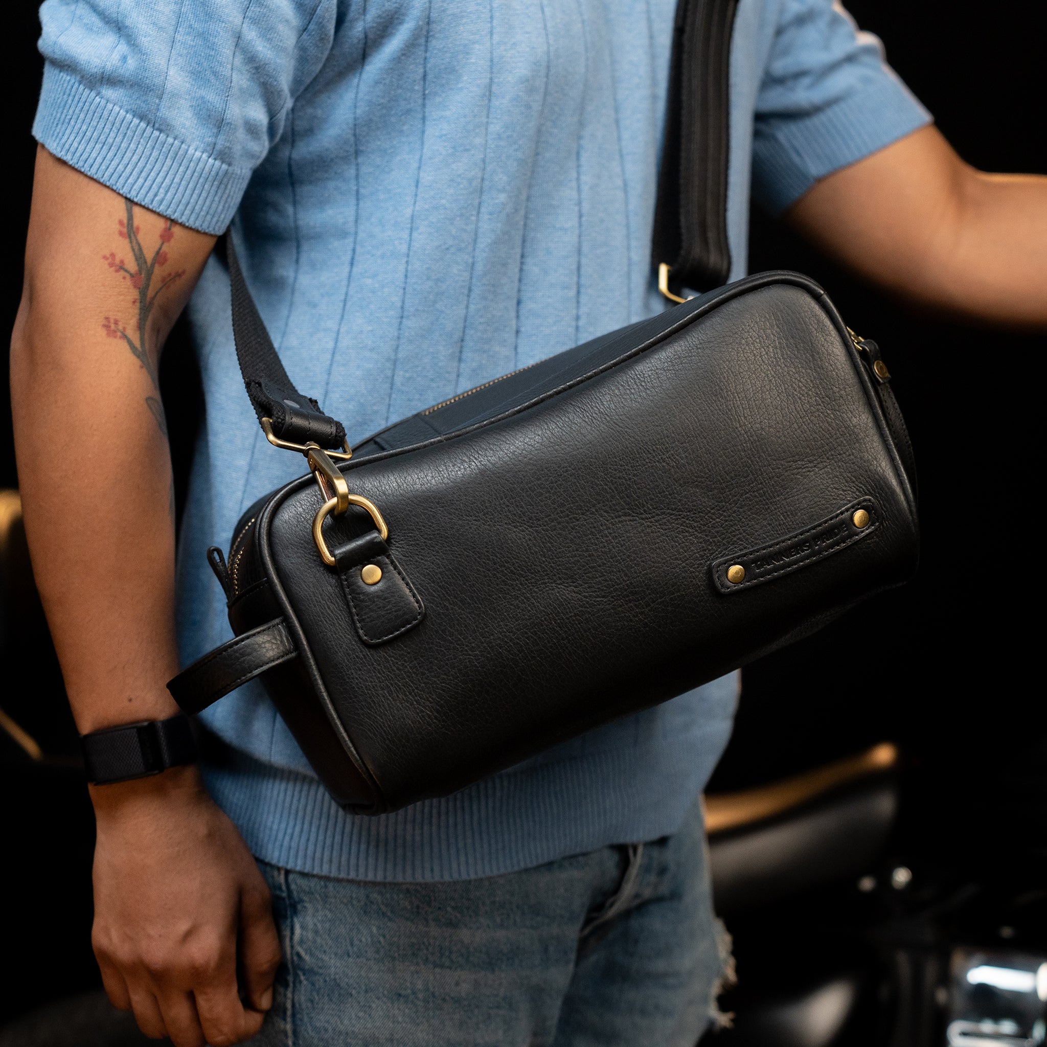 Magnetic Goliath Tank Bag