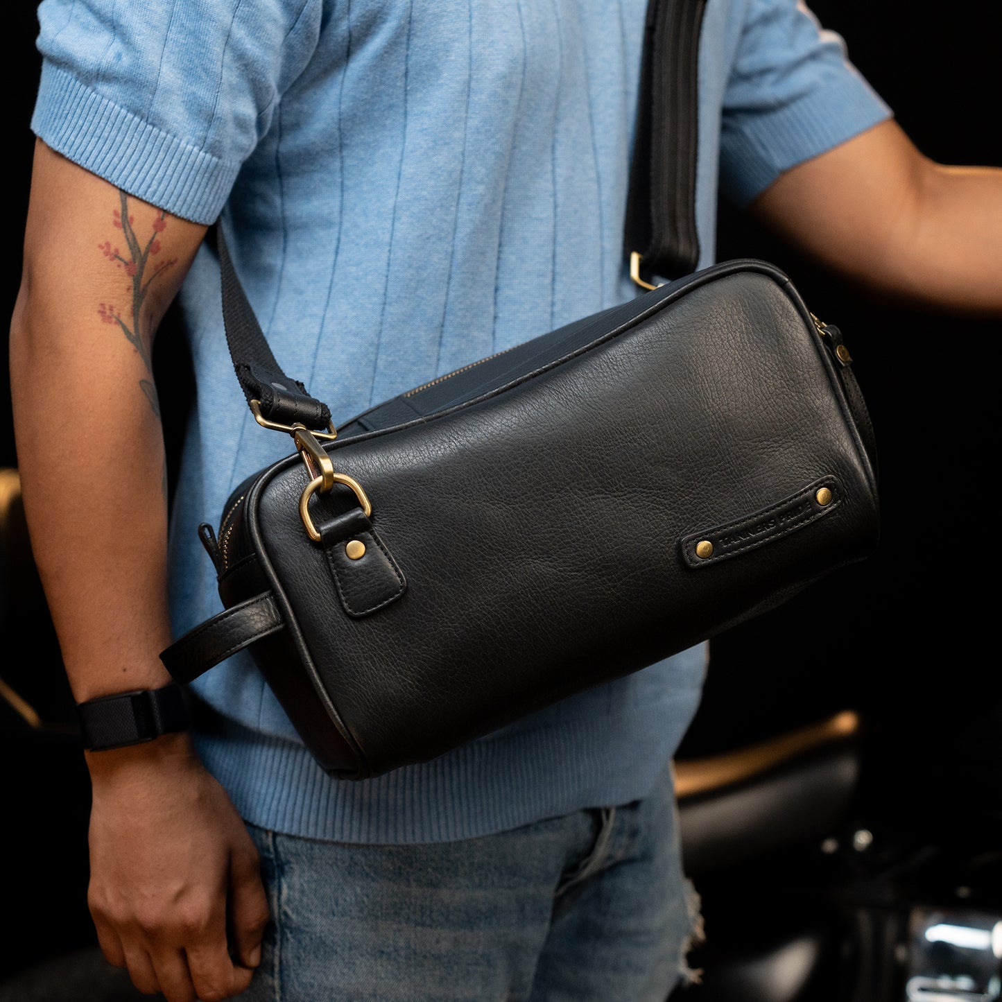 Magnetic Goliath Tank Bag
