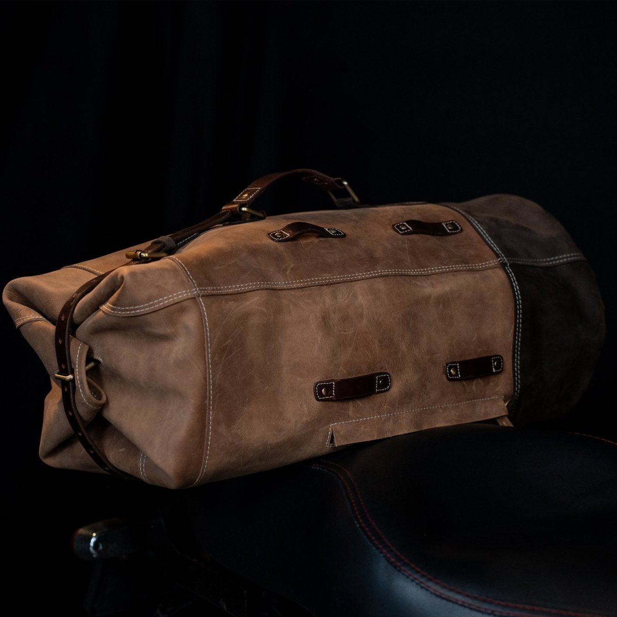 Adventure Duffel Bag - Tanners Pride (V.C. Exports)