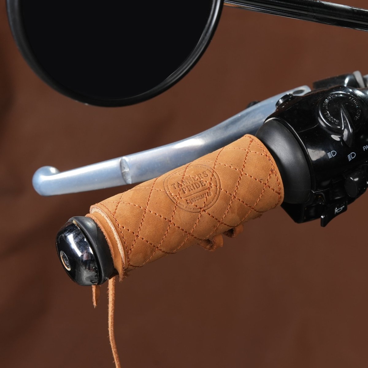 Diamond Grips Covers - Tanners Pride (V.C. Exports)