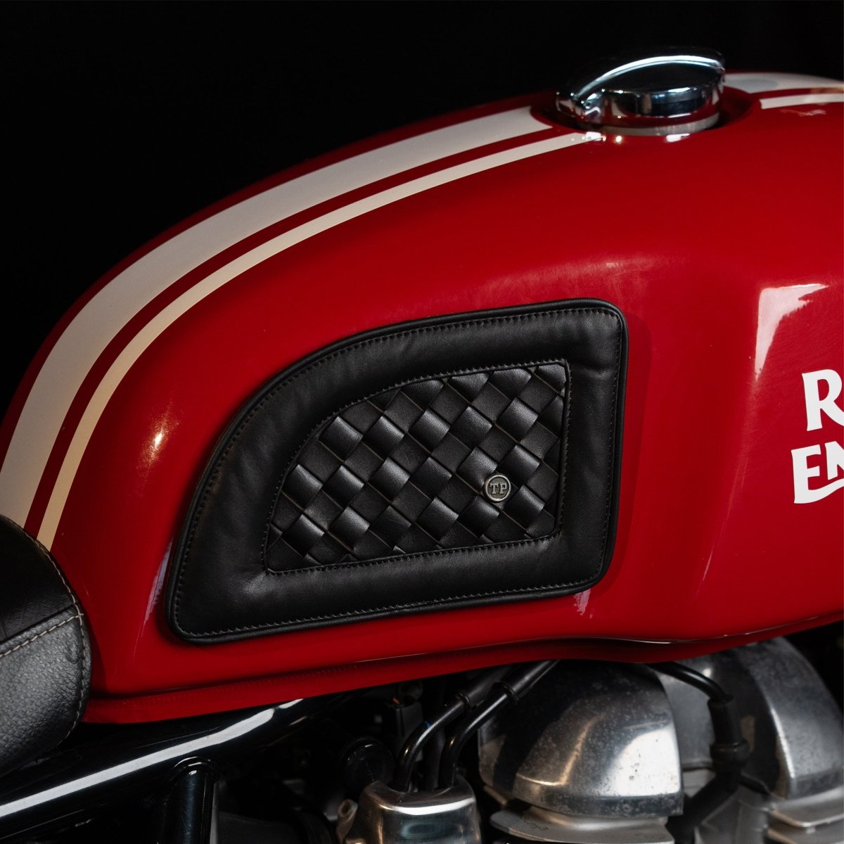 Handweaved Tank Pad (GT 650) - Tanners Pride (V.C. Exports)