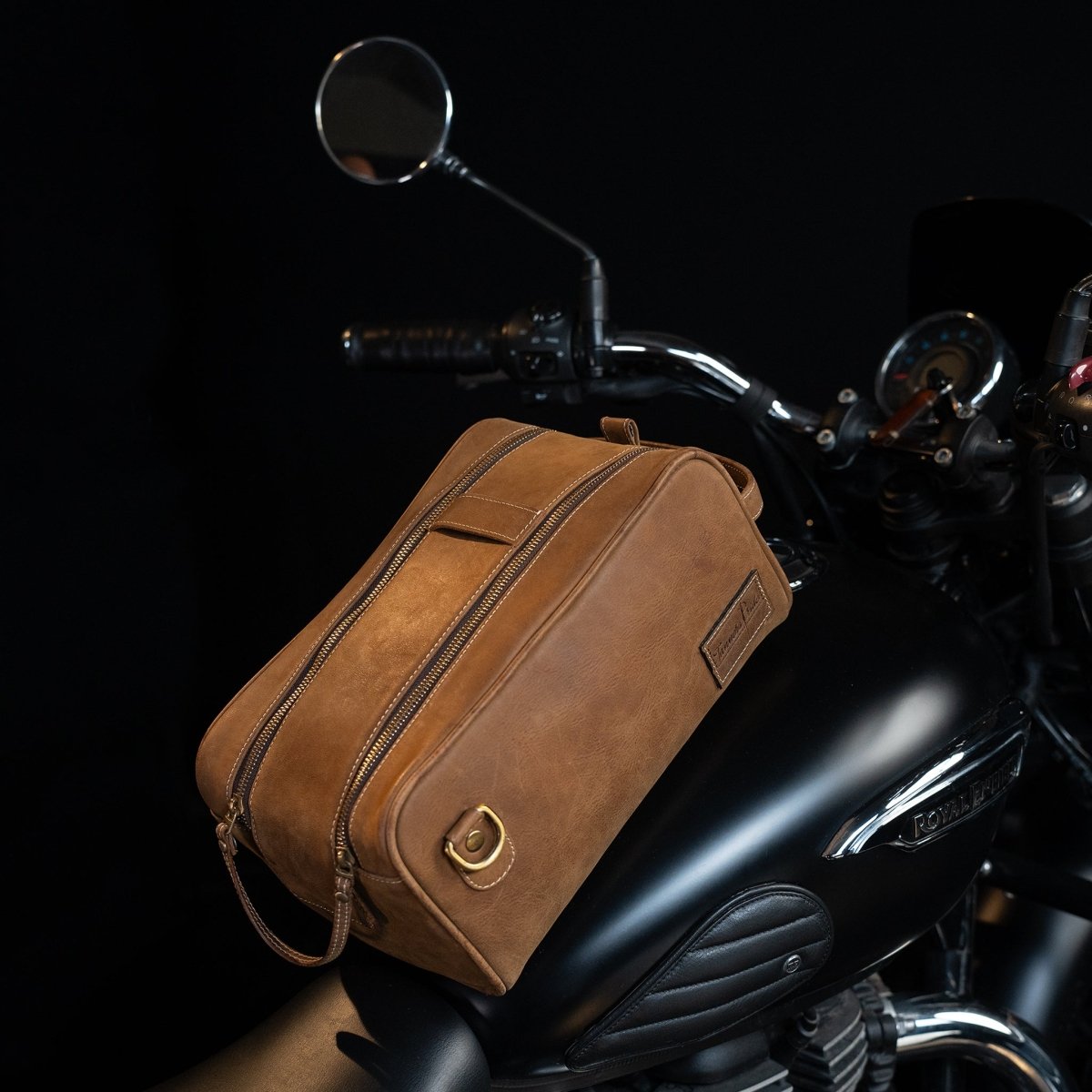 Magnetic Goliath Tank Bag - Tanners Pride (V.C. Exports)