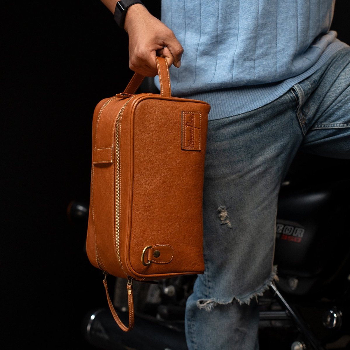 Magnetic Goliath Tank Bag - Tanners Pride (V.C. Exports)