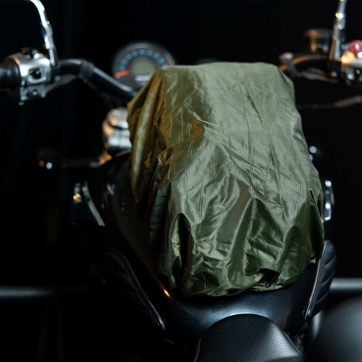 Magnetic Goliath Tank Bag - Tanners Pride (V.C. Exports)