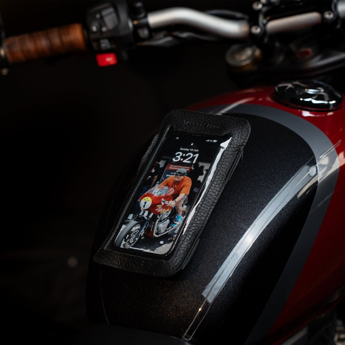 Magnetic Phone Pouch - Tanners Pride (V.C. Exports)
