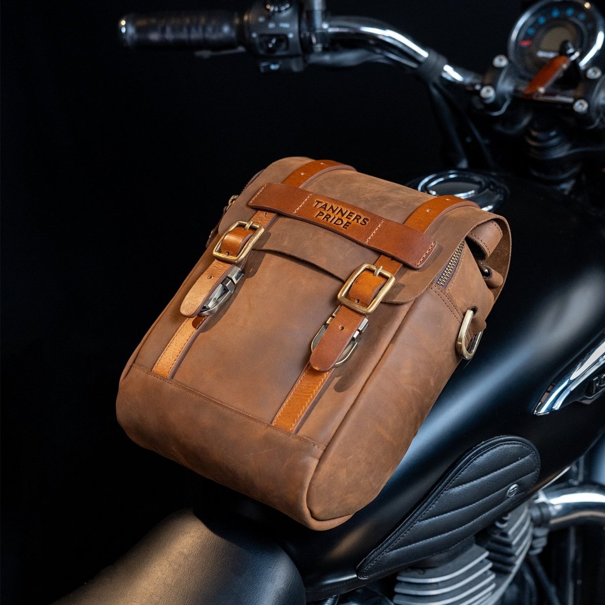 Magnetic Rockstar Bag - Tanners Pride (V.C. Exports)