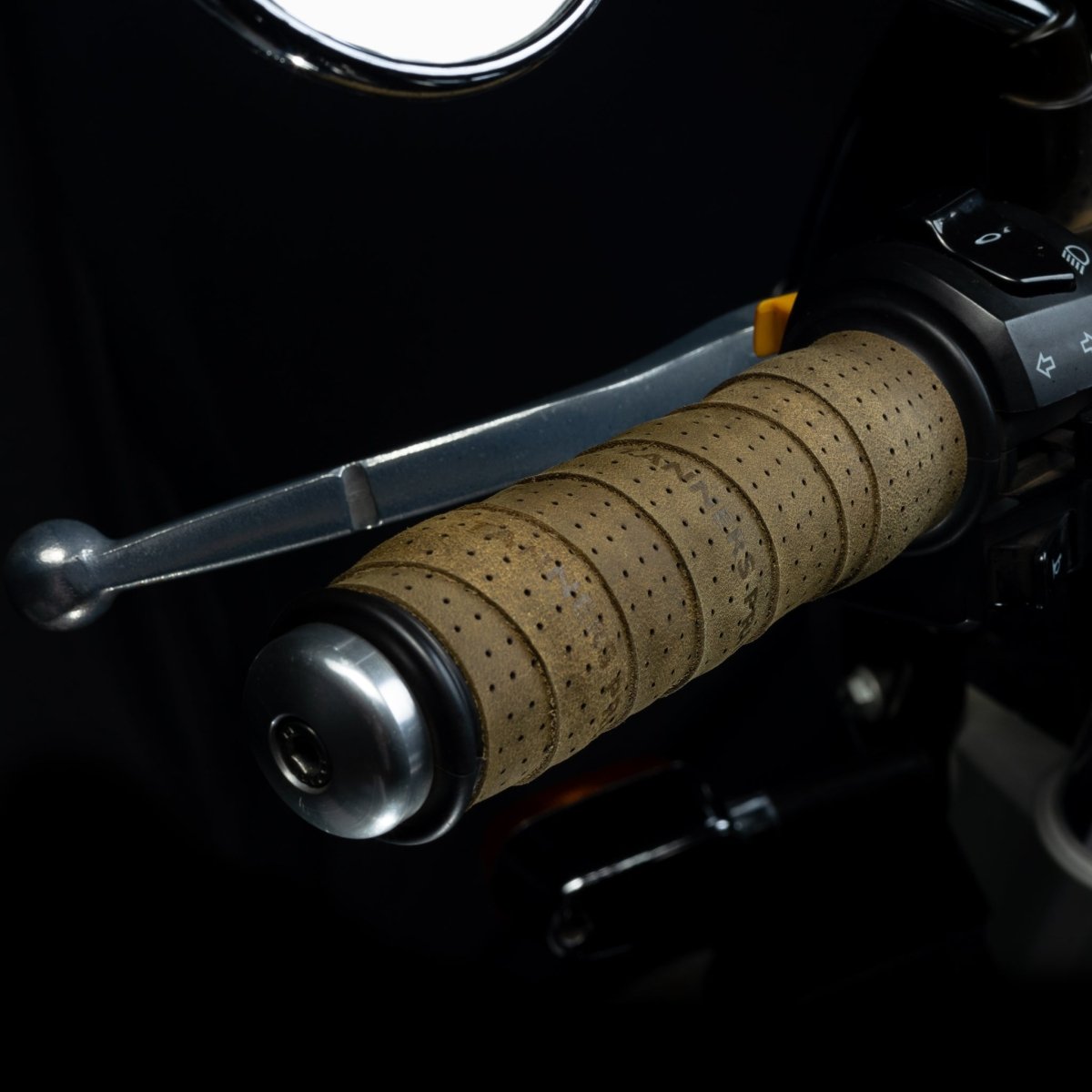 Perforated Handle Grips - Tanners Pride (V.C. Exports)