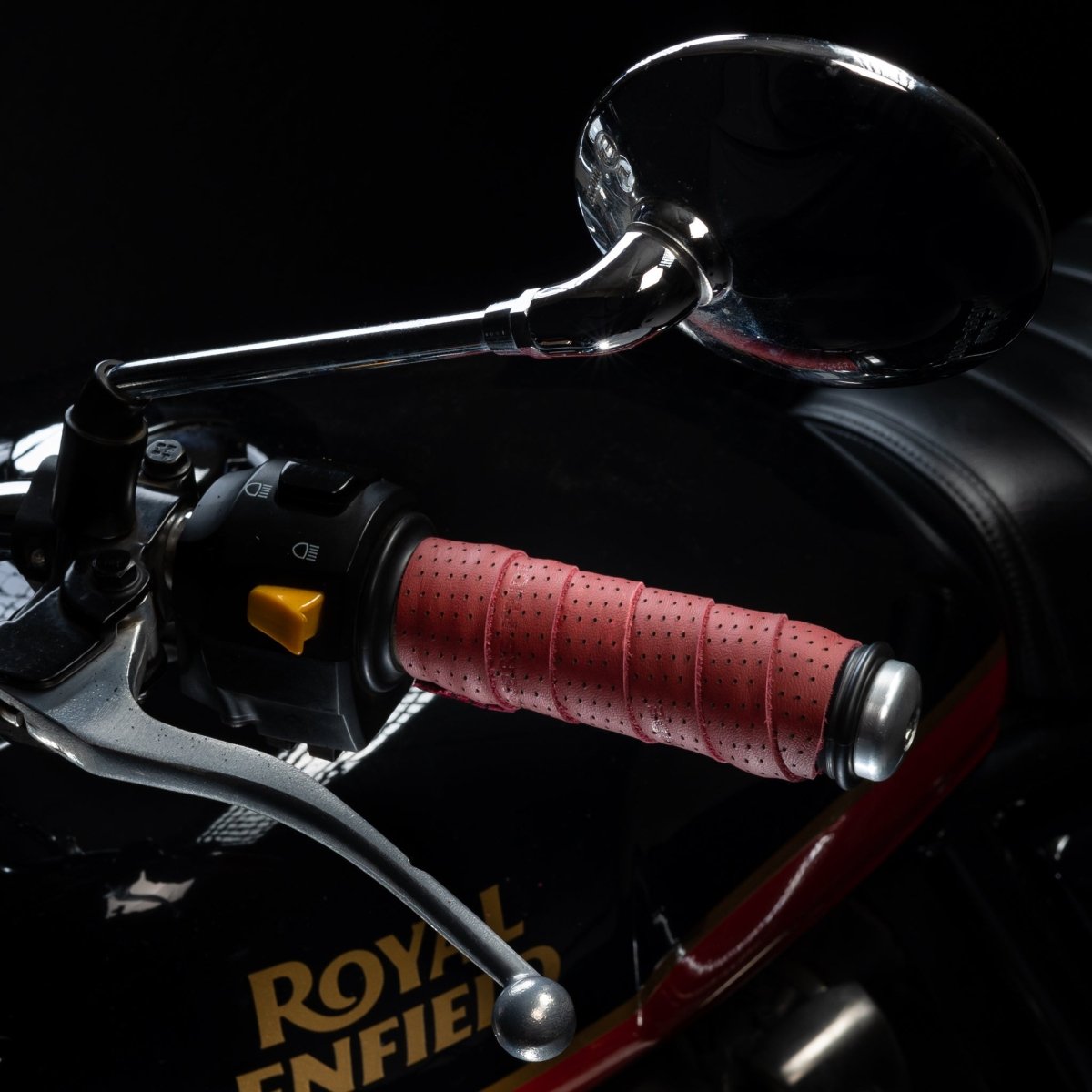 Perforated Handle Grips - Tanners Pride (V.C. Exports)