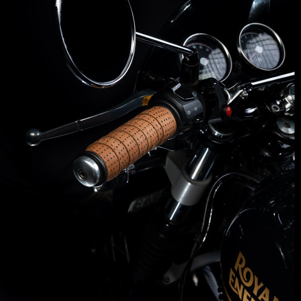 Perforated Handle Grips - Tanners Pride (V.C. Exports)