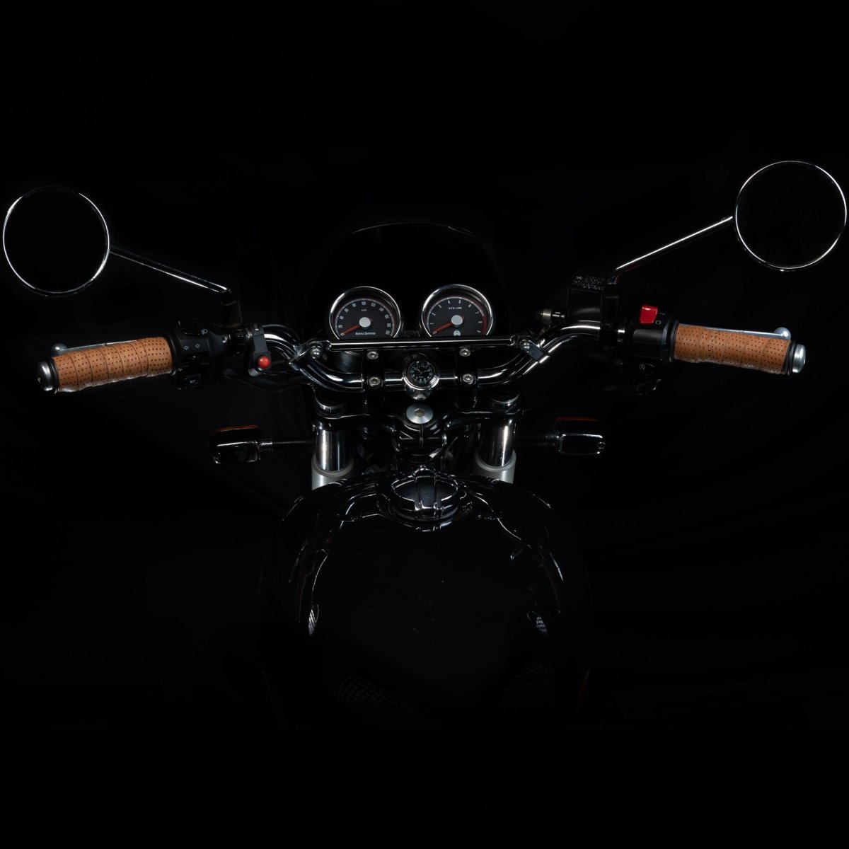 Perforated Handle Grips - Tanners Pride (V.C. Exports)