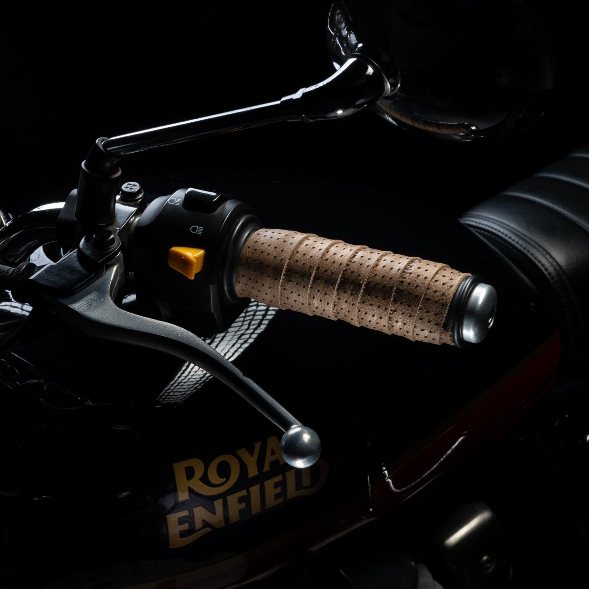 Perforated Handle Grips - Tanners Pride (V.C. Exports)