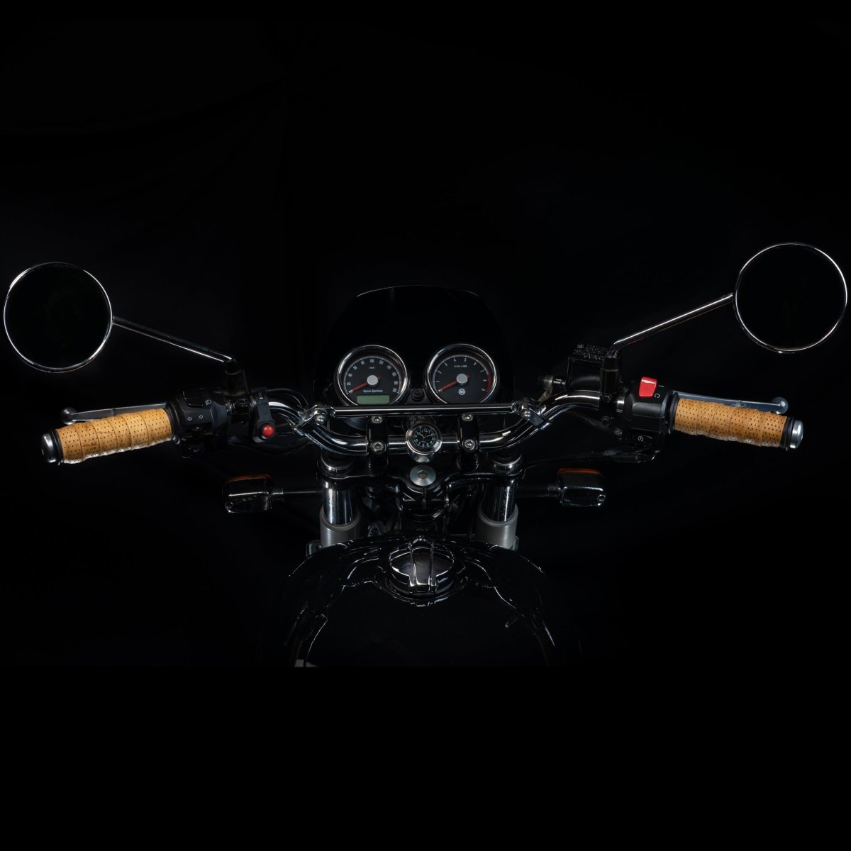 Perforated Handle Grips - Tanners Pride (V.C. Exports)