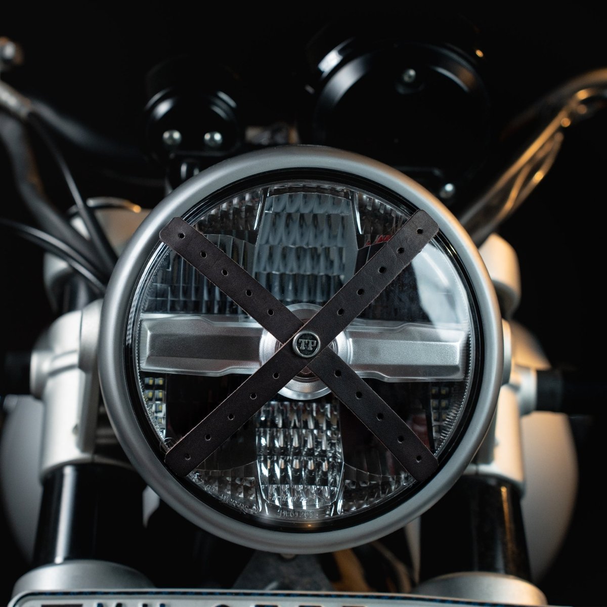 Perforated Headlight Cross - Tanners Pride (V.C. Exports)