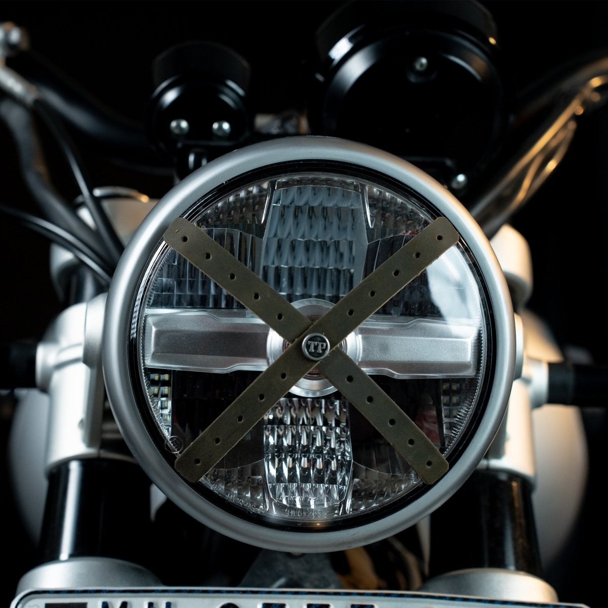 Perforated Headlight Cross - Tanners Pride (V.C. Exports)