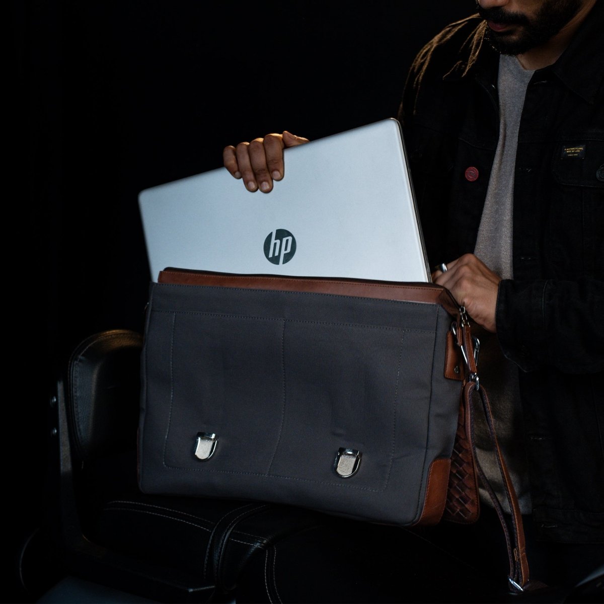 Protector Leather Laptop Bag - Tanners Pride (V.C. Exports)
