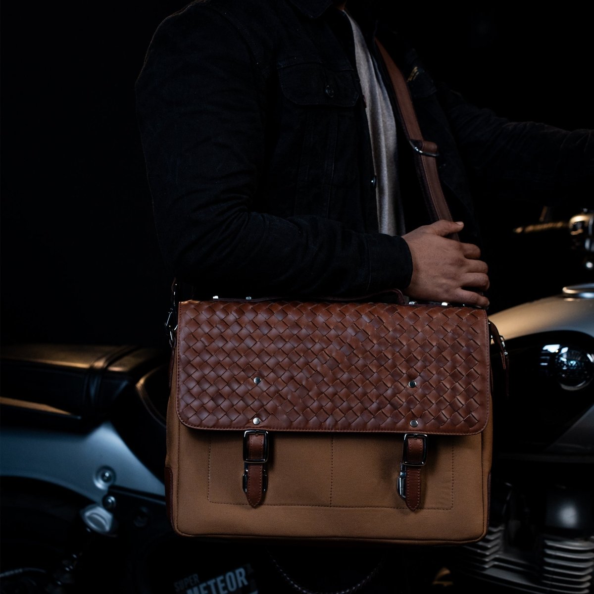 Protector Leather Laptop Bag - Tanners Pride (V.C. Exports)