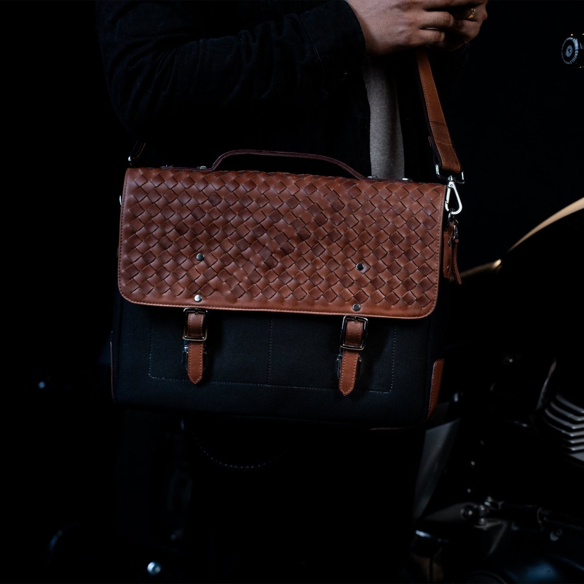Protector Leather Laptop Bag - Tanners Pride (V.C. Exports)