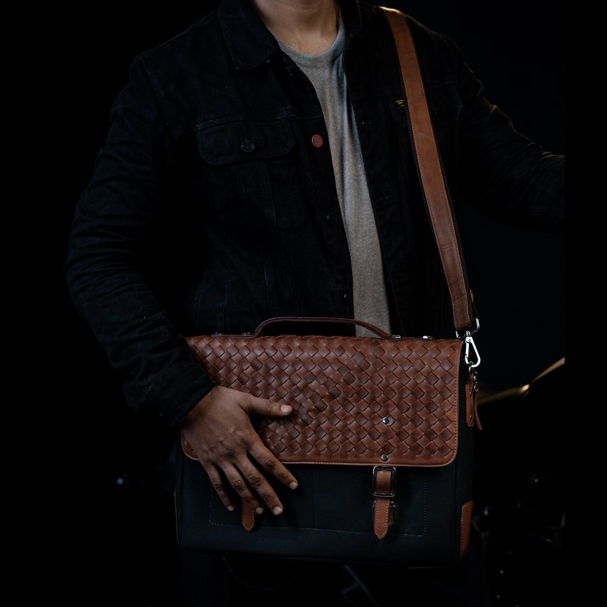 Protector Leather Laptop Bag - Tanners Pride (V.C. Exports)