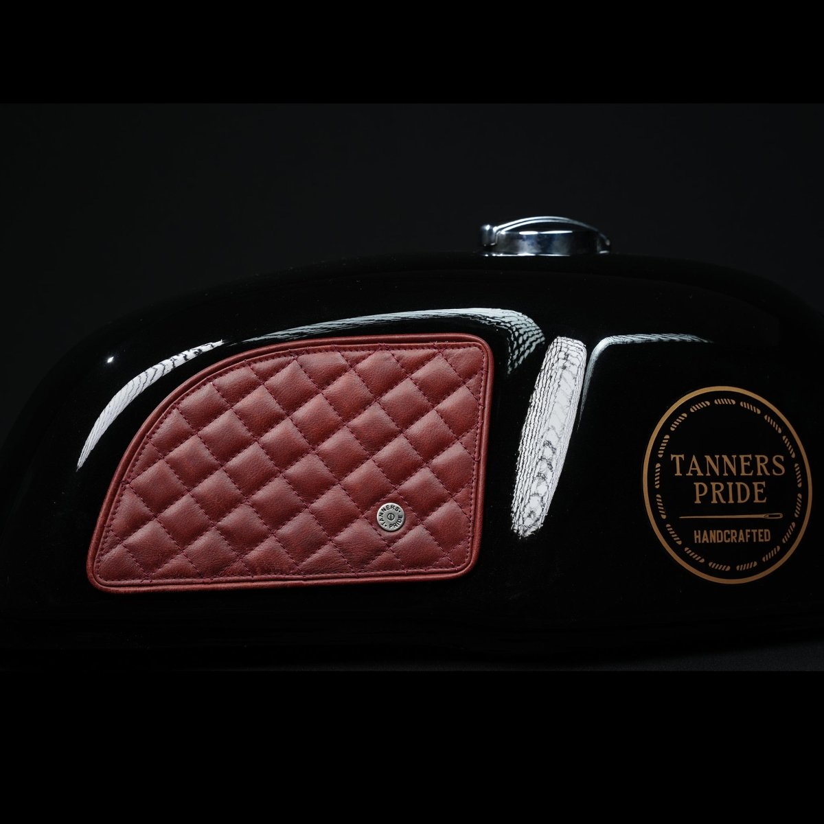 Raised Diamond Tankpad (GT 650) - Tanners Pride (V.C. Exports)
