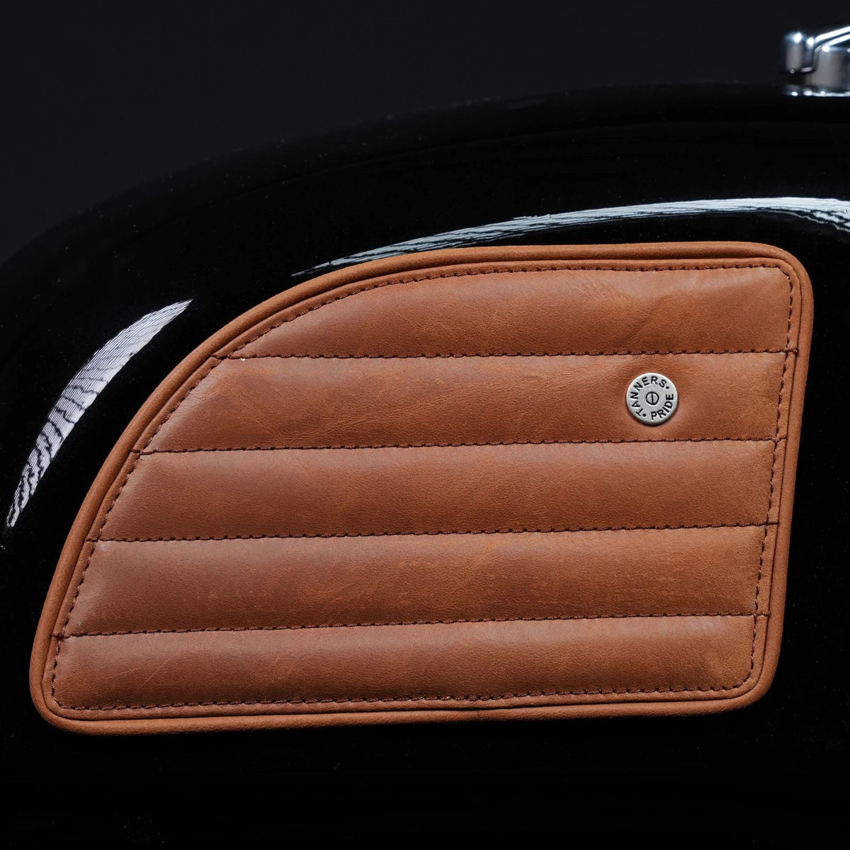Straight Tankpads (GT 650) - Tanners Pride (V.C. Exports)