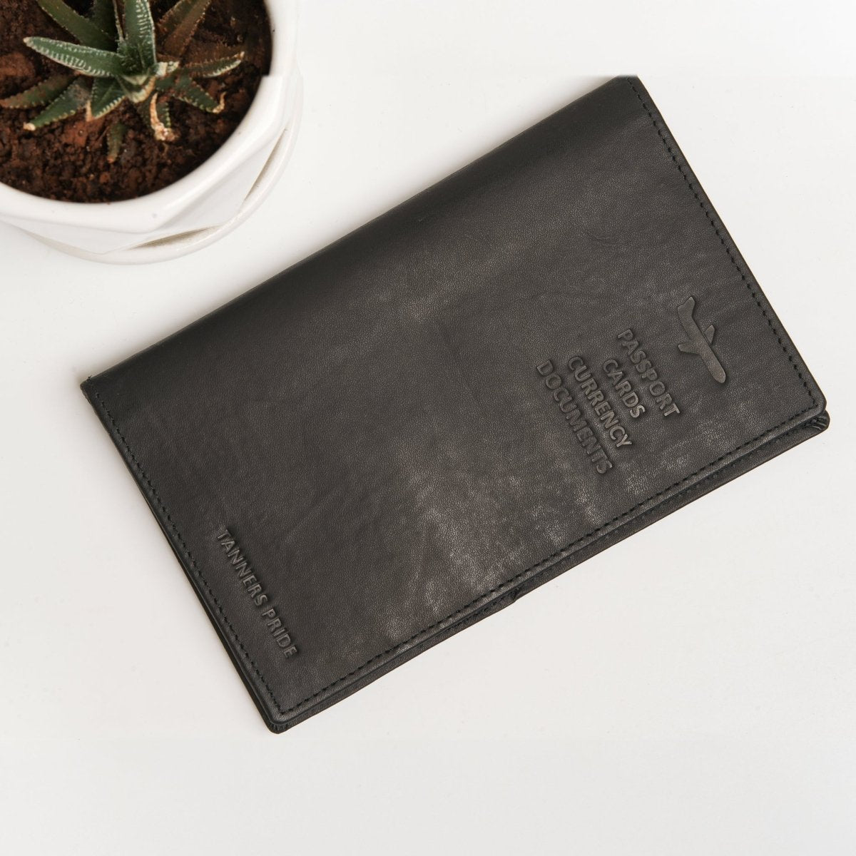 The Nomad Passport Case - Tanners Pride (V.C. Exports)
