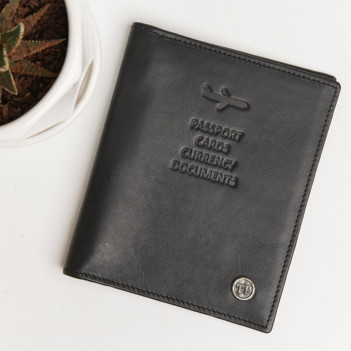 The Quinn Card and Passport Case - Tanners Pride (V.C. Exports)