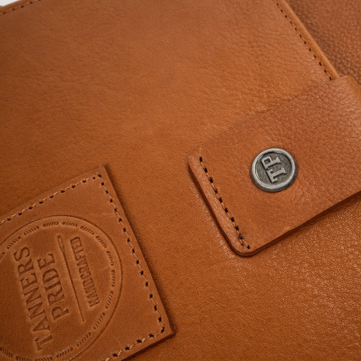 The Roscoe HD cross bag - Tanners Pride (V.C. Exports)