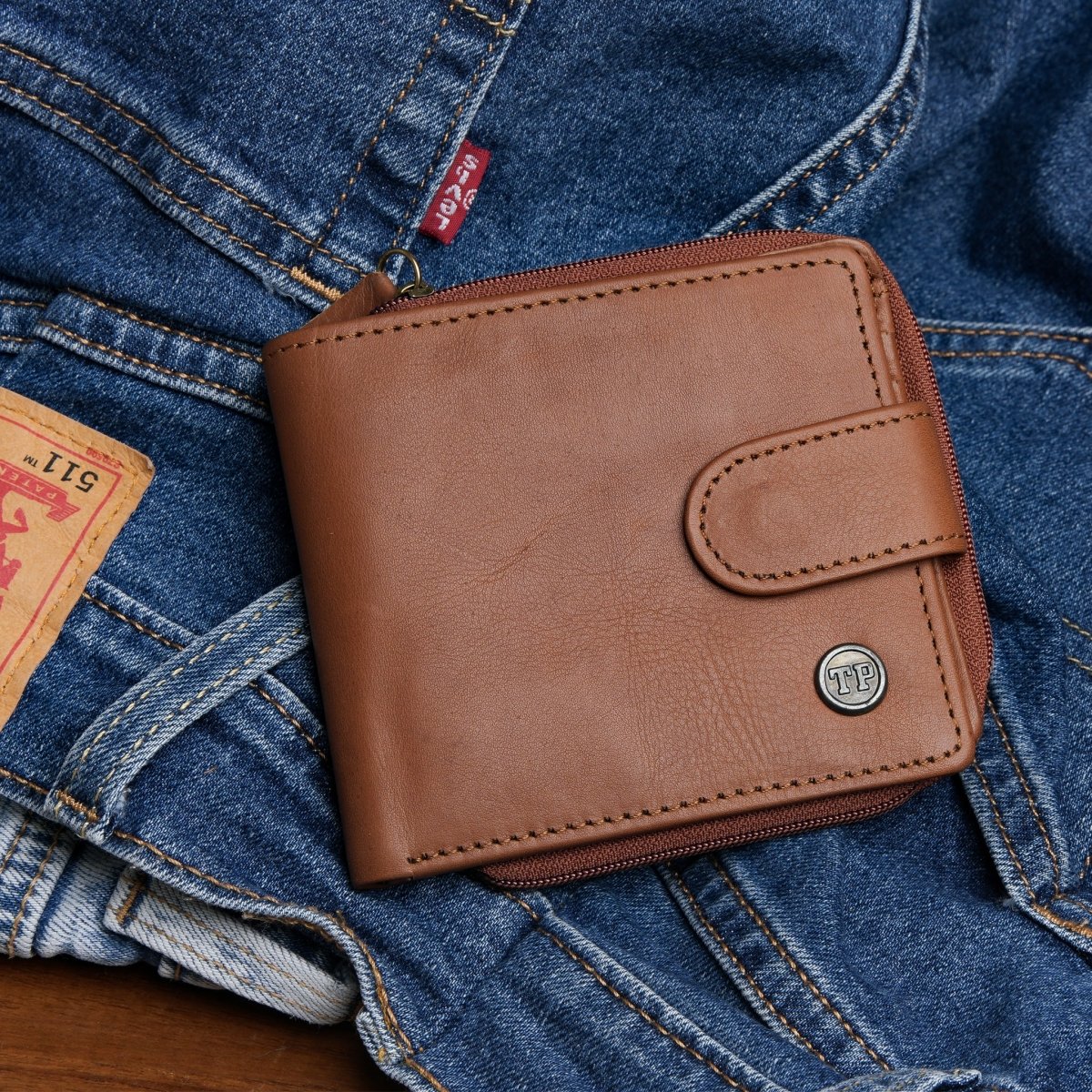 Tyrel Bi- fold zippered wallet ( RFID Protected) - Tanners Pride (V.C. Exports)