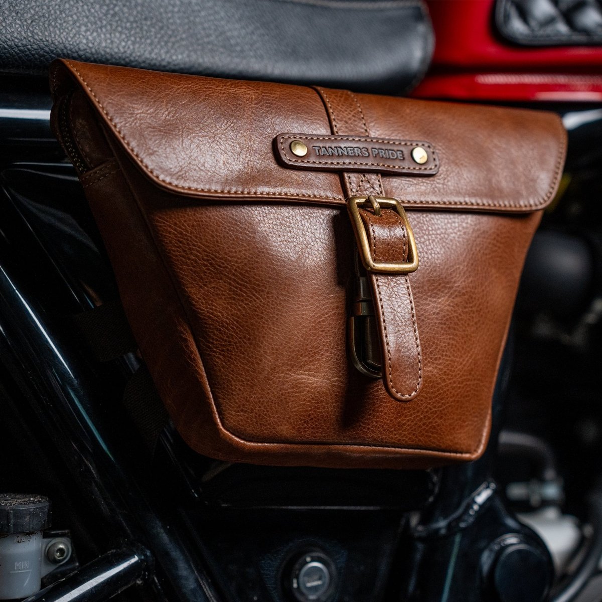 Wing Bag 650 - Tanners Pride (V.C. Exports)